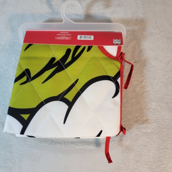 Hallmark Grinch Christmas Tree Skirt 40" Green Dr. Seuss Quilted NEW - Picture 6 of 6